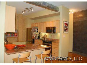 32 Broadway, #220 - Photo 4
