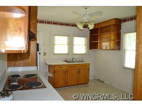 2592 Newfound Road - Photo 12