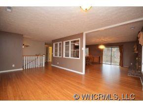 330 Woody Lane - Photo 2