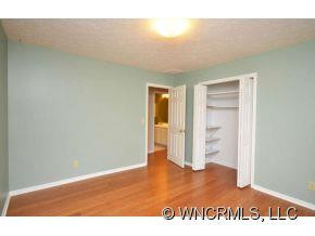 330 Woody Lane - Photo 11