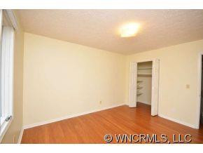 330 Woody Lane - Photo 14