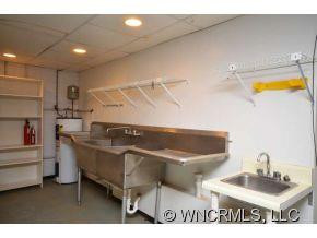 330 Woody Lane - Photo 20