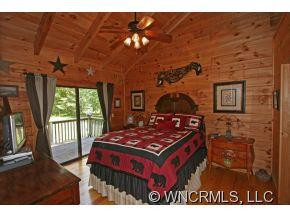 161 Pheasant Street - Photo 8
