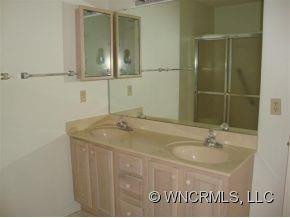 301 Fox Den Court - Photo 7