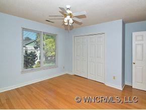 556 LAKESHORE DRIVE EXT. - Photo 9