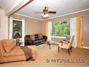121 OVERLOOK VIEW DRIVE - Photo 2