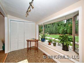 121 OVERLOOK VIEW DRIVE - Photo 4