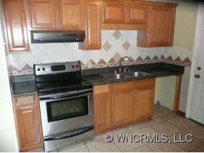 111 Rock Hill Road - Photo 2