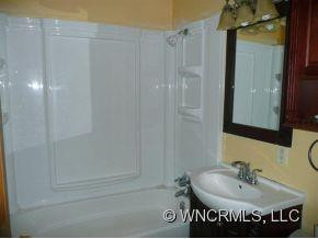 111 Rock Hill Road - Photo 4