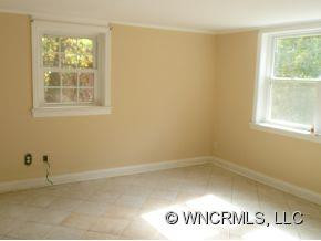 111 Rock Hill Road - Photo 8