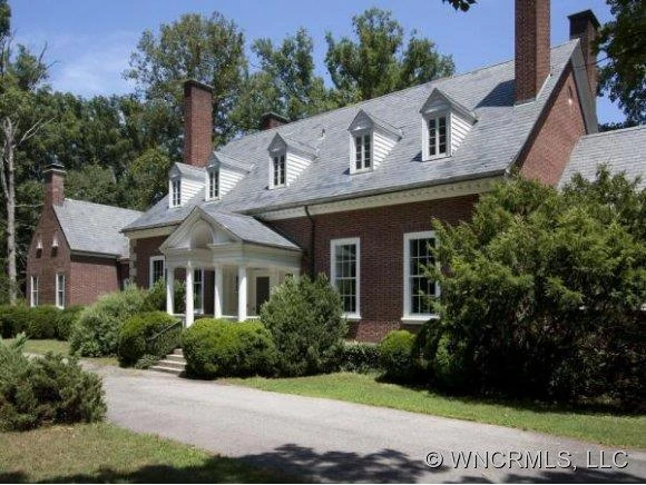324 VANDERBILT ROAD
