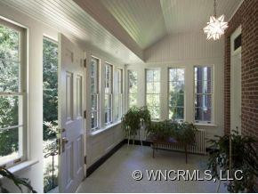 324 VANDERBILT ROAD - Photo 10