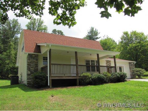 2285 Howard Gap Road