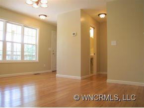 2285 Howard Gap Road - Photo 3