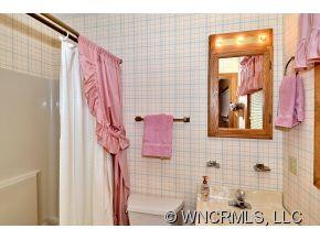  - Photo 12