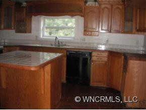 486 Clover Drive - Photo 4