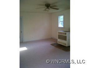 486 Clover Drive - Photo 5