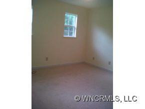 486 Clover Drive - Photo 10