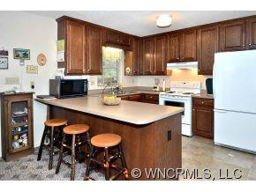 643 Avery Creek Road - Photo 4