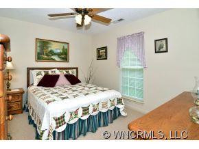 643 Avery Creek Road - Photo 5