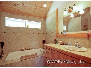 8593 Sugar Hill Road - Photo 7