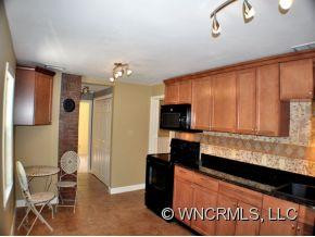 589 SAND HILL ROAD - Photo 3