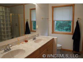 205 Bear Court - Photo 10