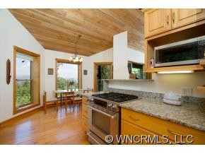 136 Wittle Lane - Photo 8
