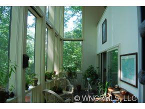 335 Sourwood Road - Photo 4