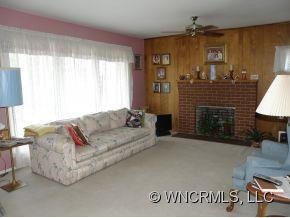 22 American Way - Photo 5