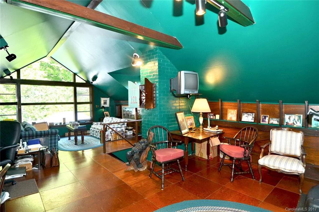 250 Sourwood Ridge Road - Photo 13