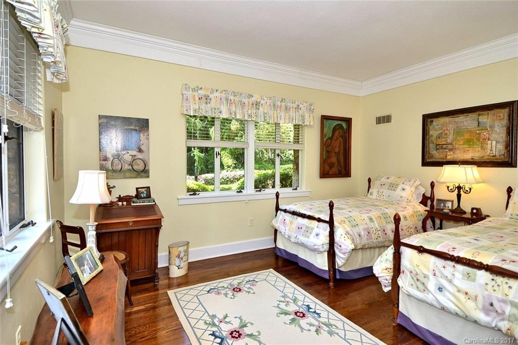 250 Sourwood Ridge Road - Photo 10