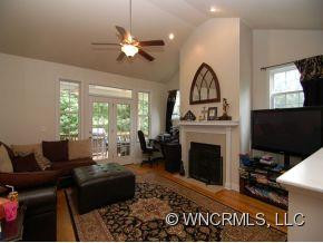 217 STONE HOUSE ROAD - Photo 5