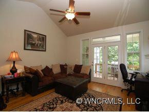 217 STONE HOUSE ROAD - Photo 6