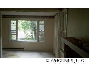 390 Royal Pines Drive - Photo 4