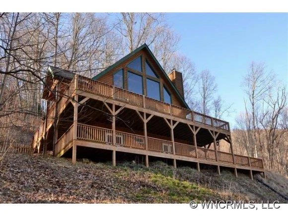 77 HUMMINGBIRD LANE