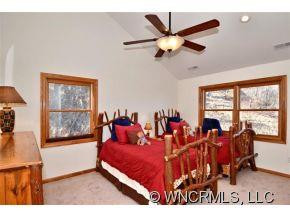 77 HUMMINGBIRD LANE - Photo 15