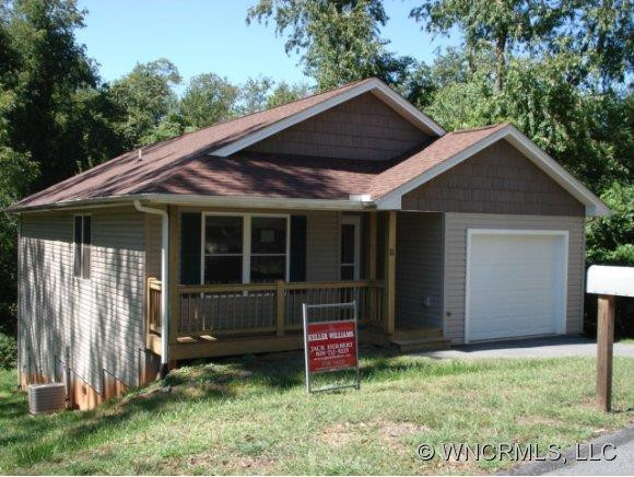 11 SPRUCE SHADE COURT