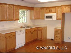 11 SPRUCE SHADE COURT - Photo 3