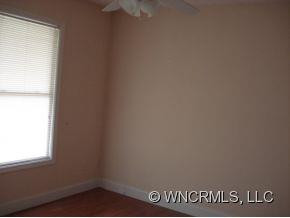 11 SPRUCE SHADE COURT - Photo 5