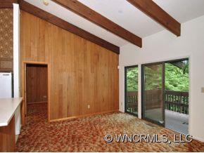 800 ROSEMOUNT ROAD - Photo 3