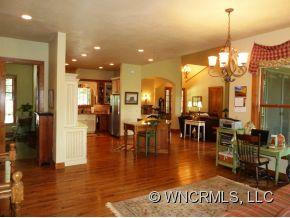207 Firefly Lane - Photo 3