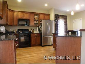 21 Lamb Ave - Photo 6