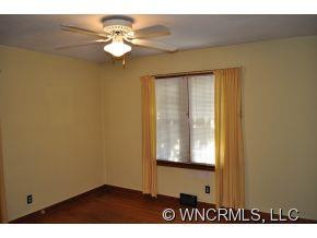25 SANDON DRIVE - Photo 3