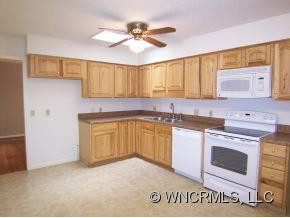 148 HAYWOOD KNOLLS DR - Photo 5