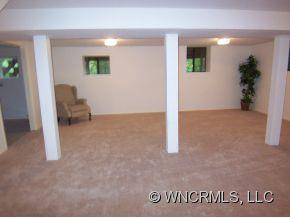 148 HAYWOOD KNOLLS DR - Photo 10