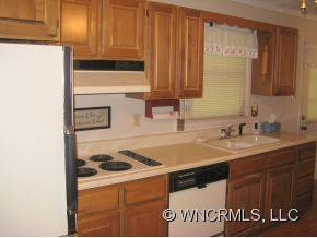 63 MEADOW STREET - Photo 3