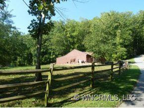 543 BEARWALLOW MOUNTAIN ROAD - Photo 12