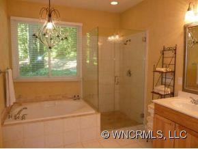 543 BEARWALLOW MOUNTAIN ROAD - Photo 7