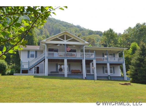 24 Boone Lane